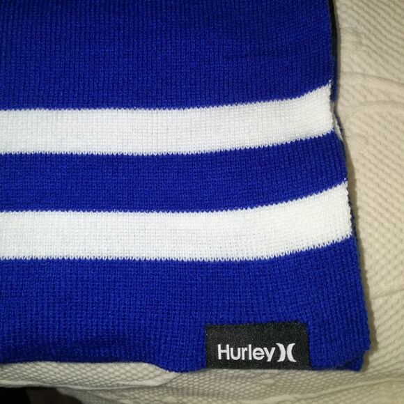 MEN HURLEY Cobalt Blue & White Thin Knit Scarf & Beanie Bundle NWT - Picture 4 of 5